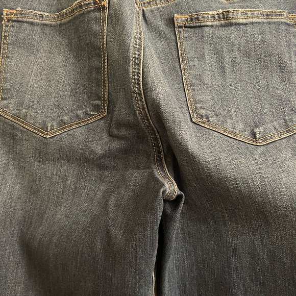 Pre-LOVED Sonoma petite straight leg jeans. 16P. EUC - Picture 3 of 8
